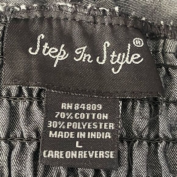 Step In Style Elegant Black Halter Jumpsuit Palazzo Leg. - Picture 6 of 7